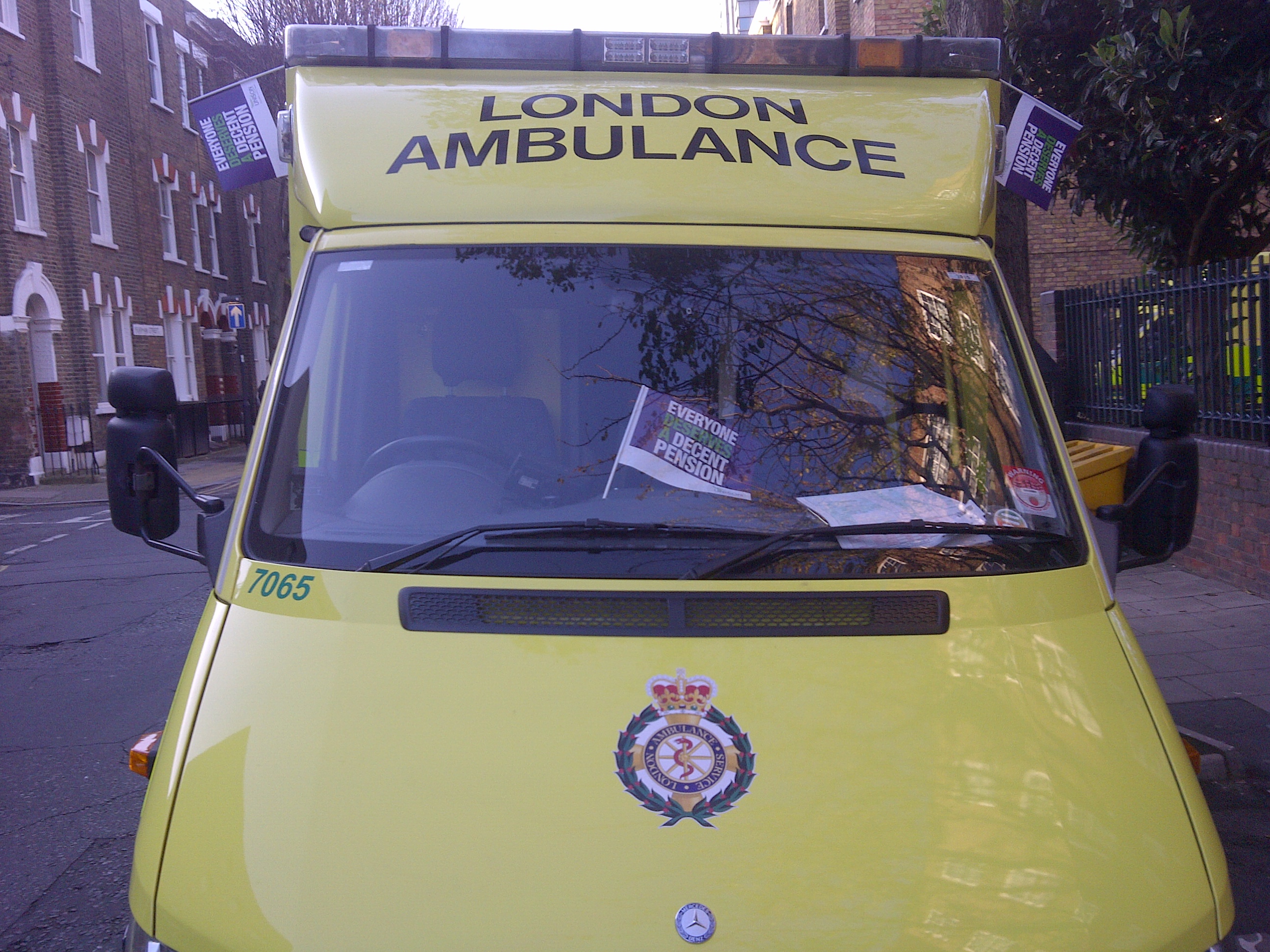 UNISON report reveals scale of secret stress among ambulance workers in London | LAS UNISON